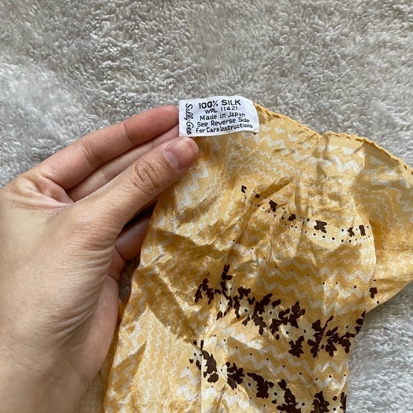 Vintage 60s Japanese Silk Mod Scarf - Picture 7 of 7